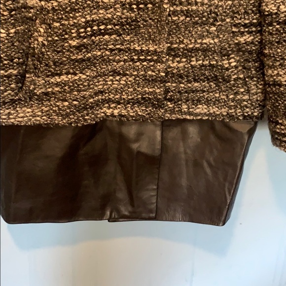 Danier winter cocoon coat sz M with leather trim - Picture 8 of 12